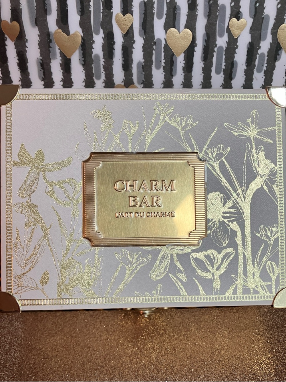 Gold & White Presentation Box W/ a STUNNING necklace & 3 More Charms :) :)